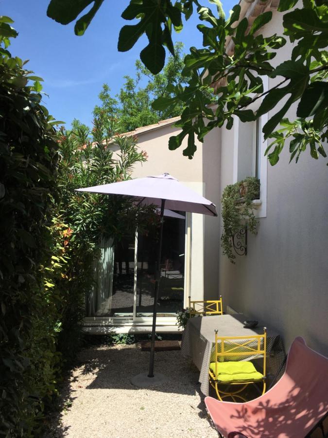 Le Clos Martin Eyragues 外观 照片
